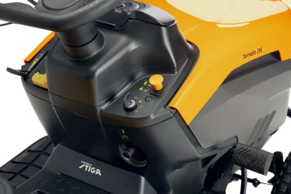 Stiga Tornado 398 - Bensin hagetraktor