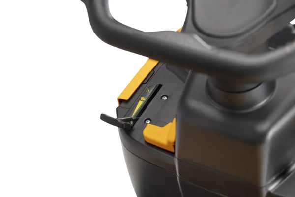 Stiga Tornado 398 - Bensin hagetraktor